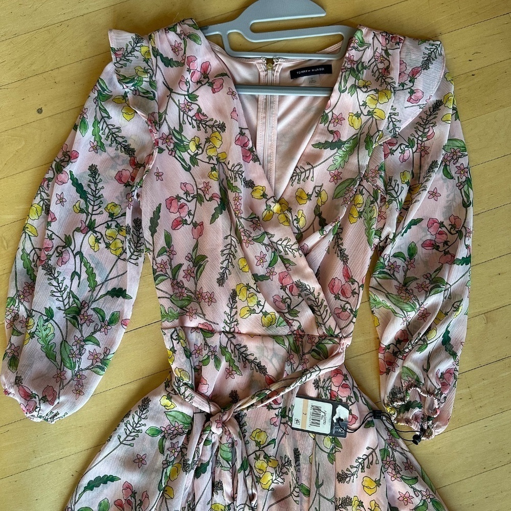 NEW Tommy Hilfiger Pink floral faux wrap dress, 2, D - Picture 8 of 9